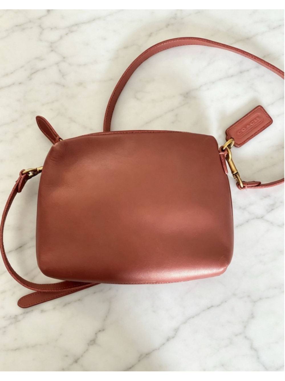Coach 1941 Pink Soft Camera Bag Crossbody Glovetanned Leather - Picture 2 of 9